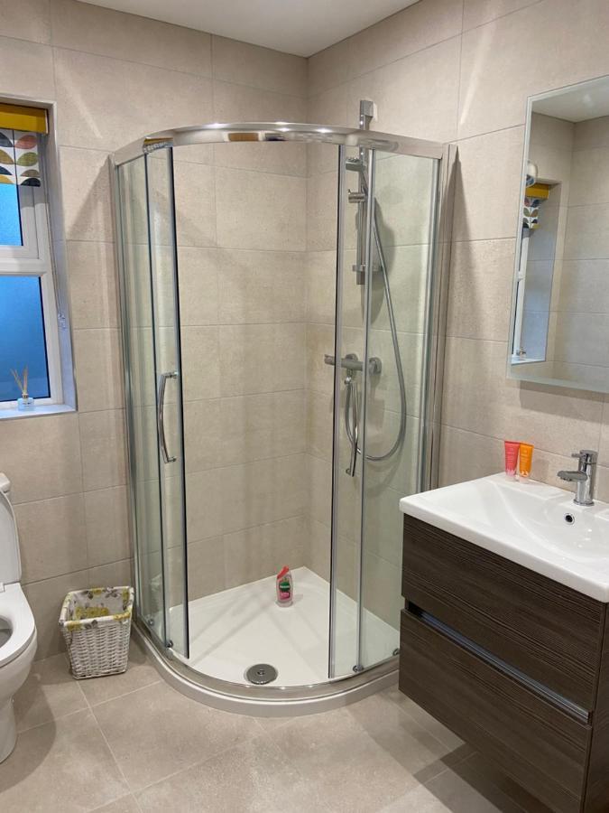 Beautiful Private Room And Bathroom Ballycastle Exterior photo